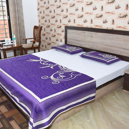 Alakhnanda Guest House Varanasi Eksteriør billede