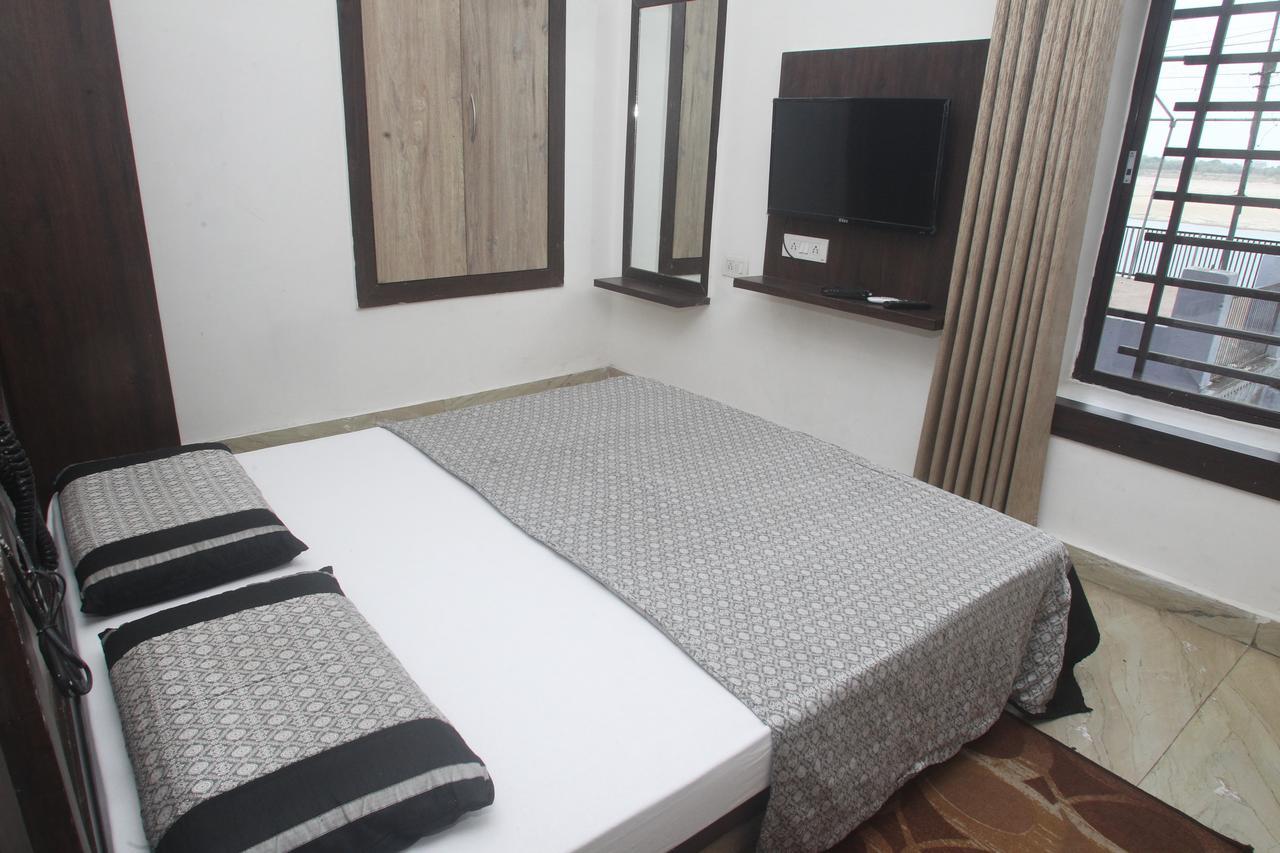 Alakhnanda Guest House Varanasi Eksteriør billede