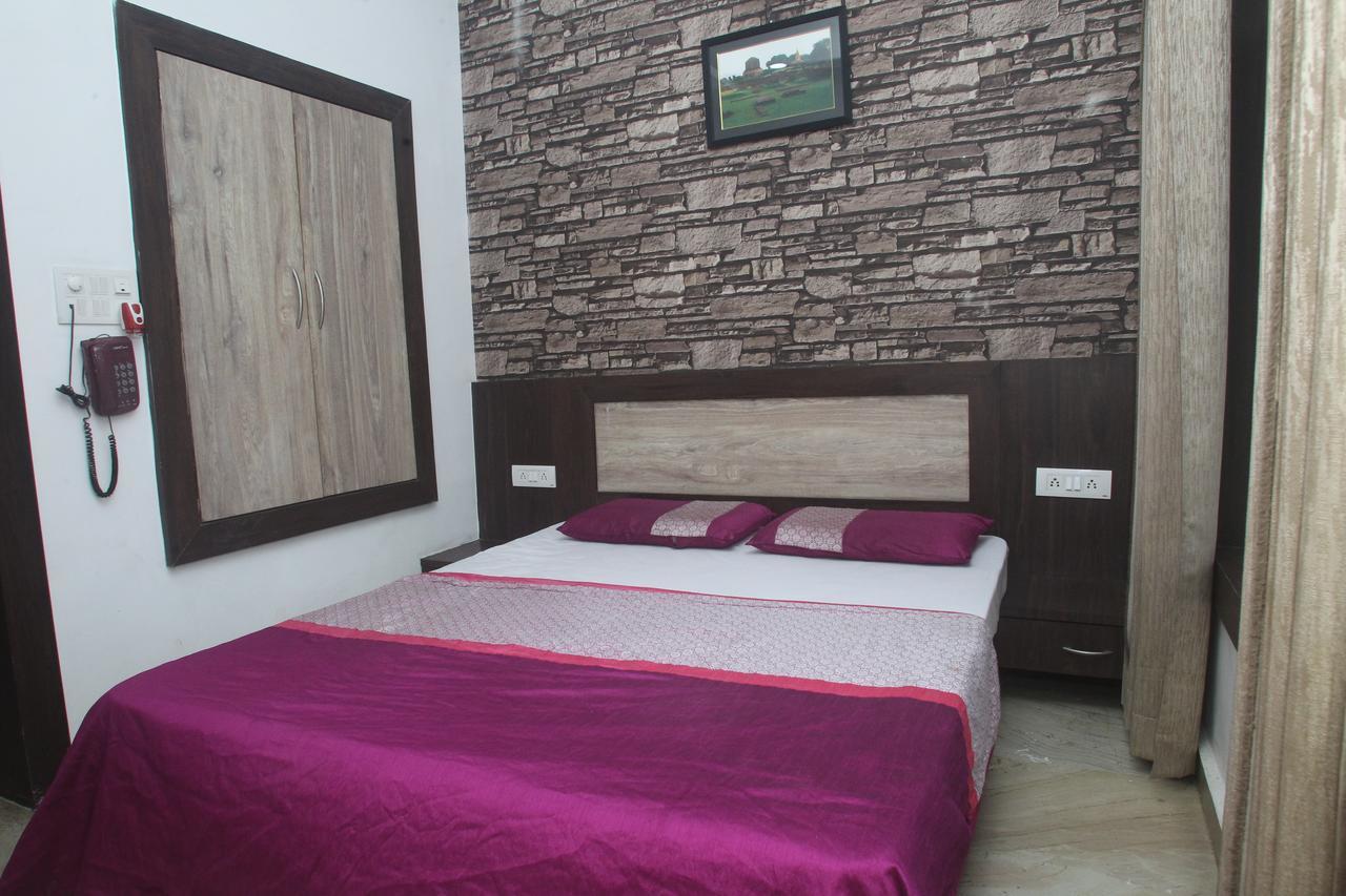 Alakhnanda Guest House Varanasi Eksteriør billede