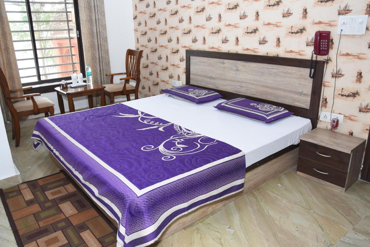 Alakhnanda Guest House Varanasi Eksteriør billede