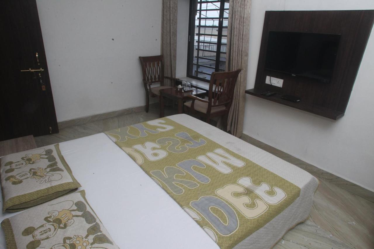Alakhnanda Guest House Varanasi Eksteriør billede