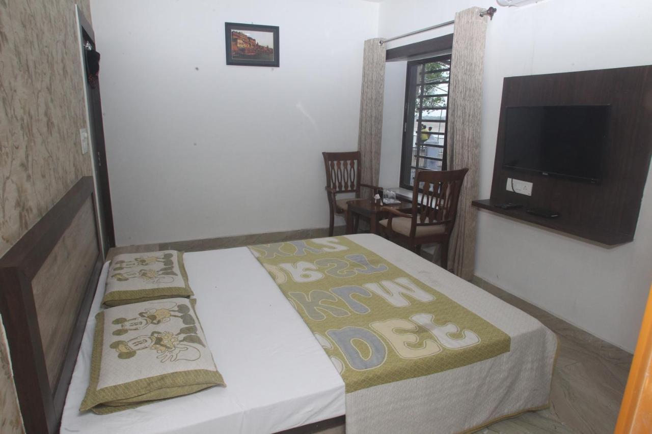 Alakhnanda Guest House Varanasi Eksteriør billede