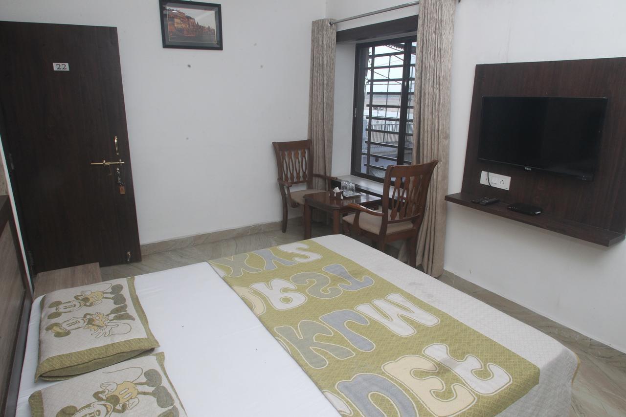 Alakhnanda Guest House Varanasi Eksteriør billede